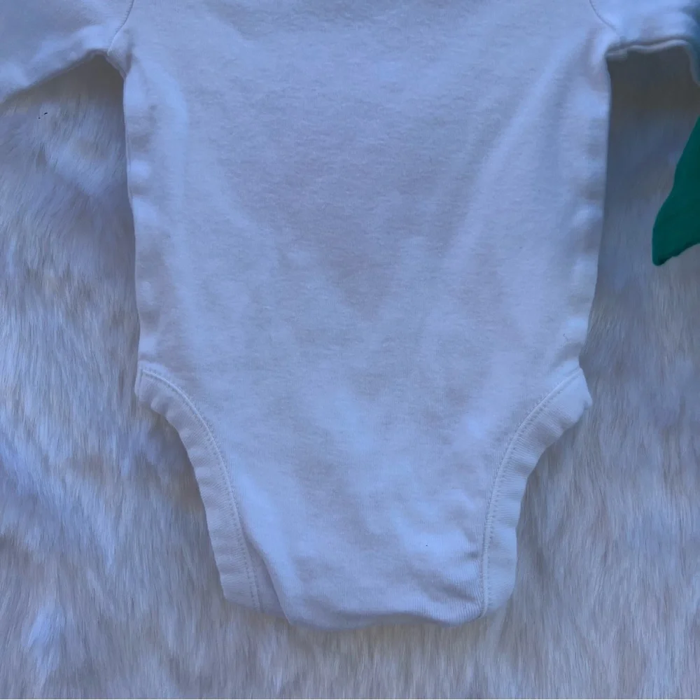 Old Navy My First Christmas Long Sleeve Bodysuit‎ DINO/onesie. Christmas/…